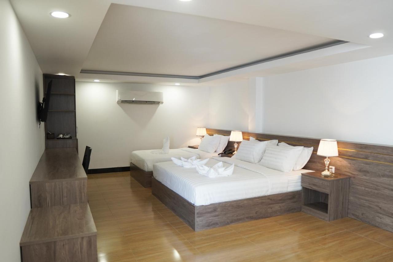 Apple Hotel Three - Near Pnh Airport Пном Пен Екстериор снимка