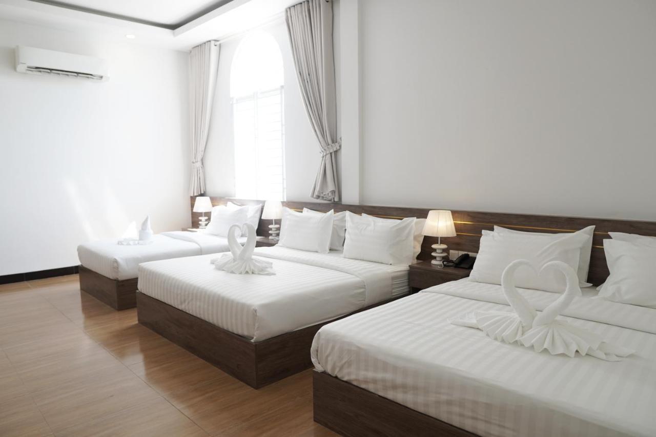 Apple Hotel Three - Near Pnh Airport Пном Пен Екстериор снимка