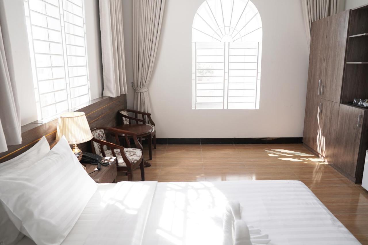 Apple Hotel Three - Near Pnh Airport Пном Пен Екстериор снимка