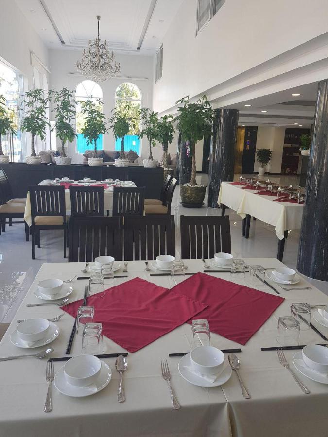 Apple Hotel Three - Near Pnh Airport Пном Пен Екстериор снимка
