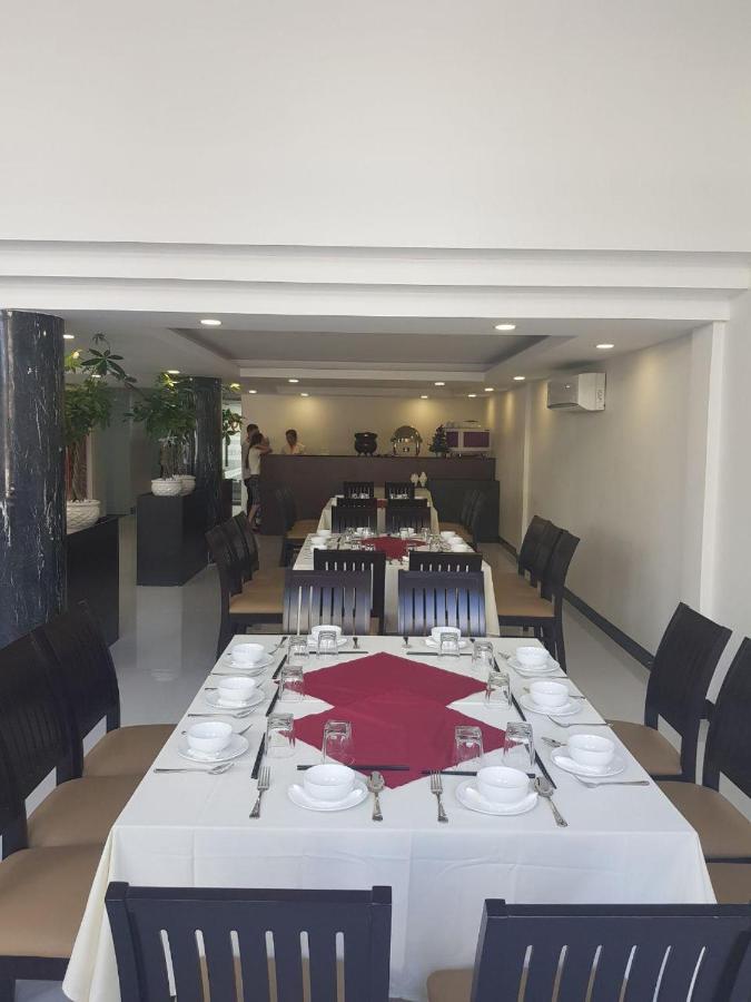 Apple Hotel Three - Near Pnh Airport Пном Пен Екстериор снимка
