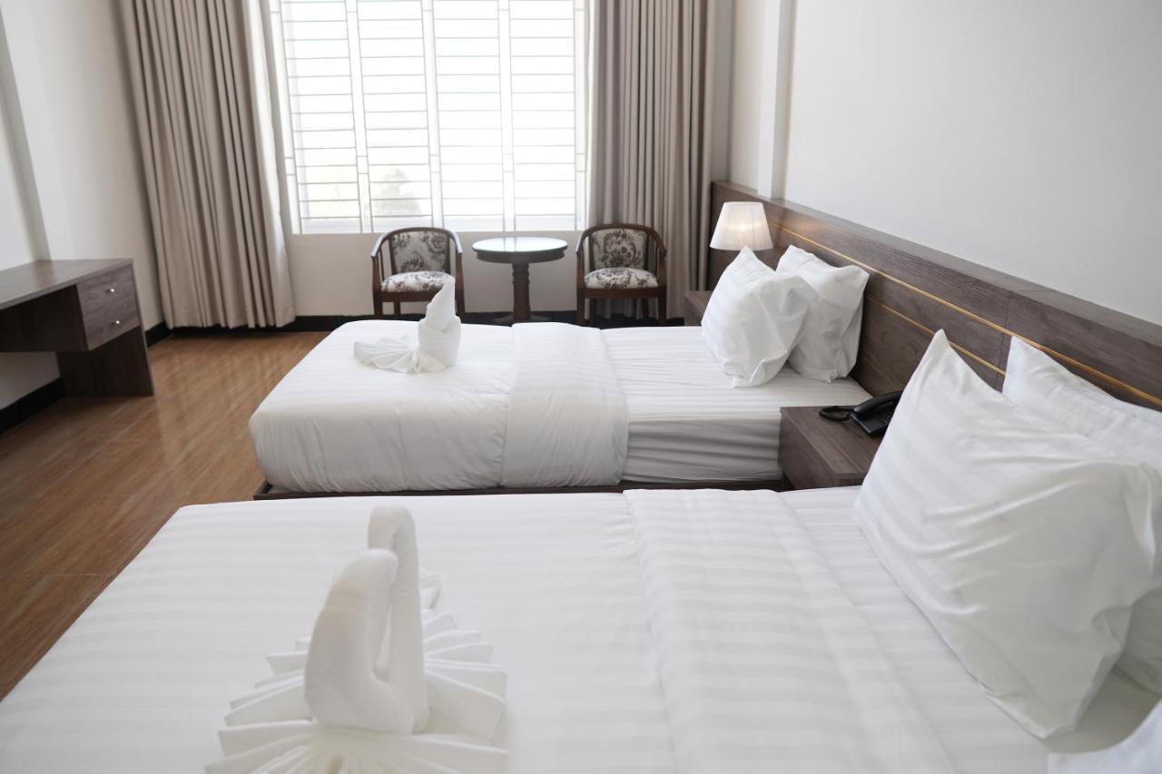 Apple Hotel Three - Near Pnh Airport Пном Пен Екстериор снимка
